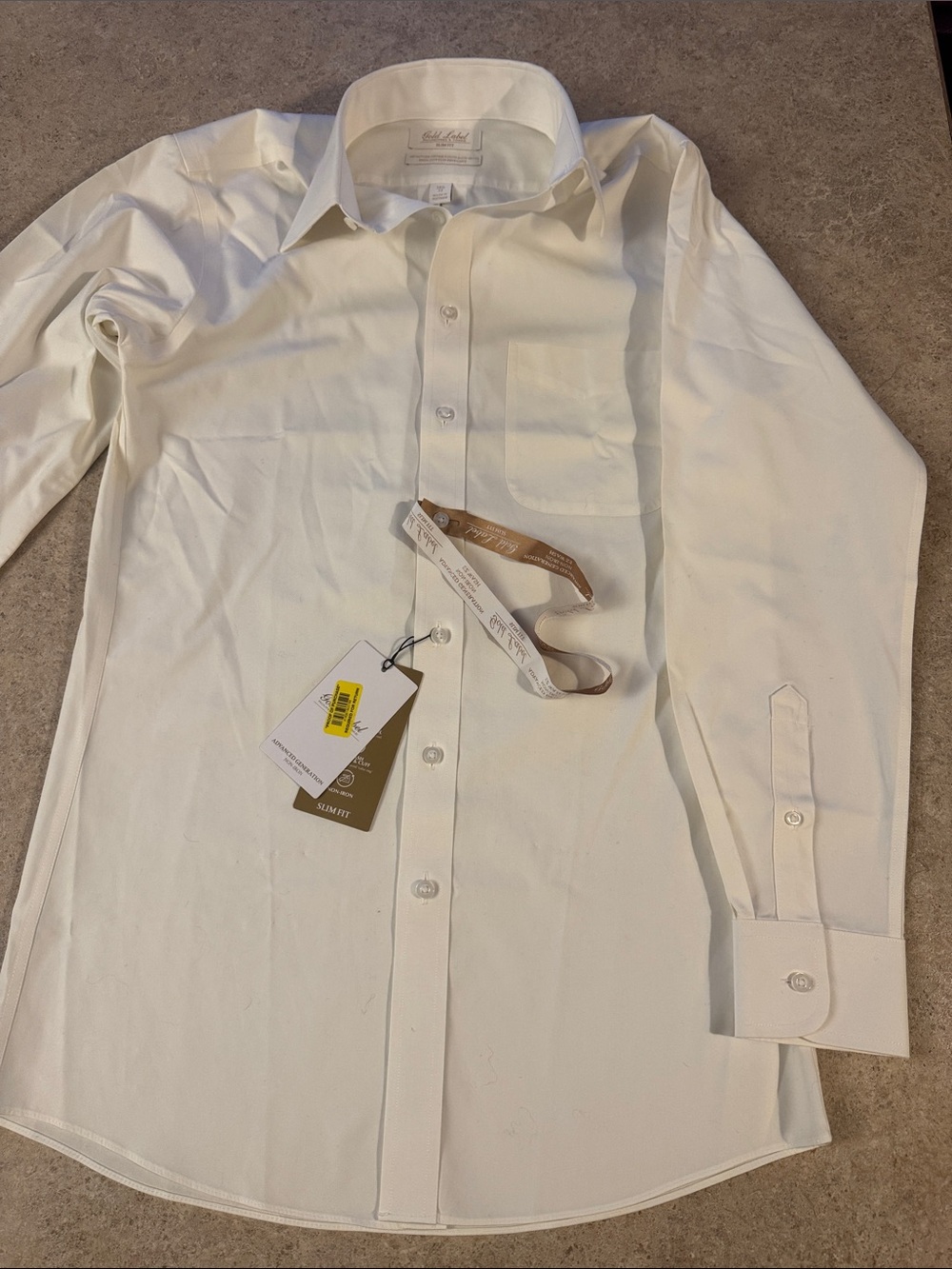 Roundtree and Yorke Gold Label- Men’s Ivory Long-Sleeve Dress Shirt